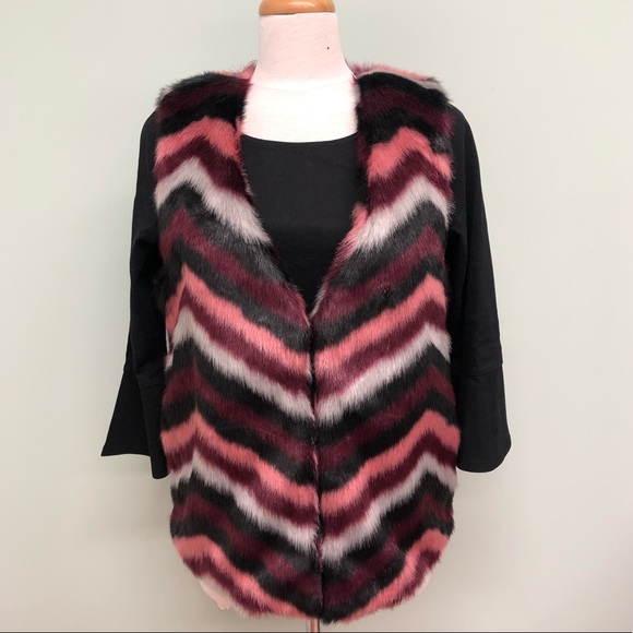 Michael Kors | Women's Faux Fur Vest | Pink, Black | Size Medium - Picture 4 of 6